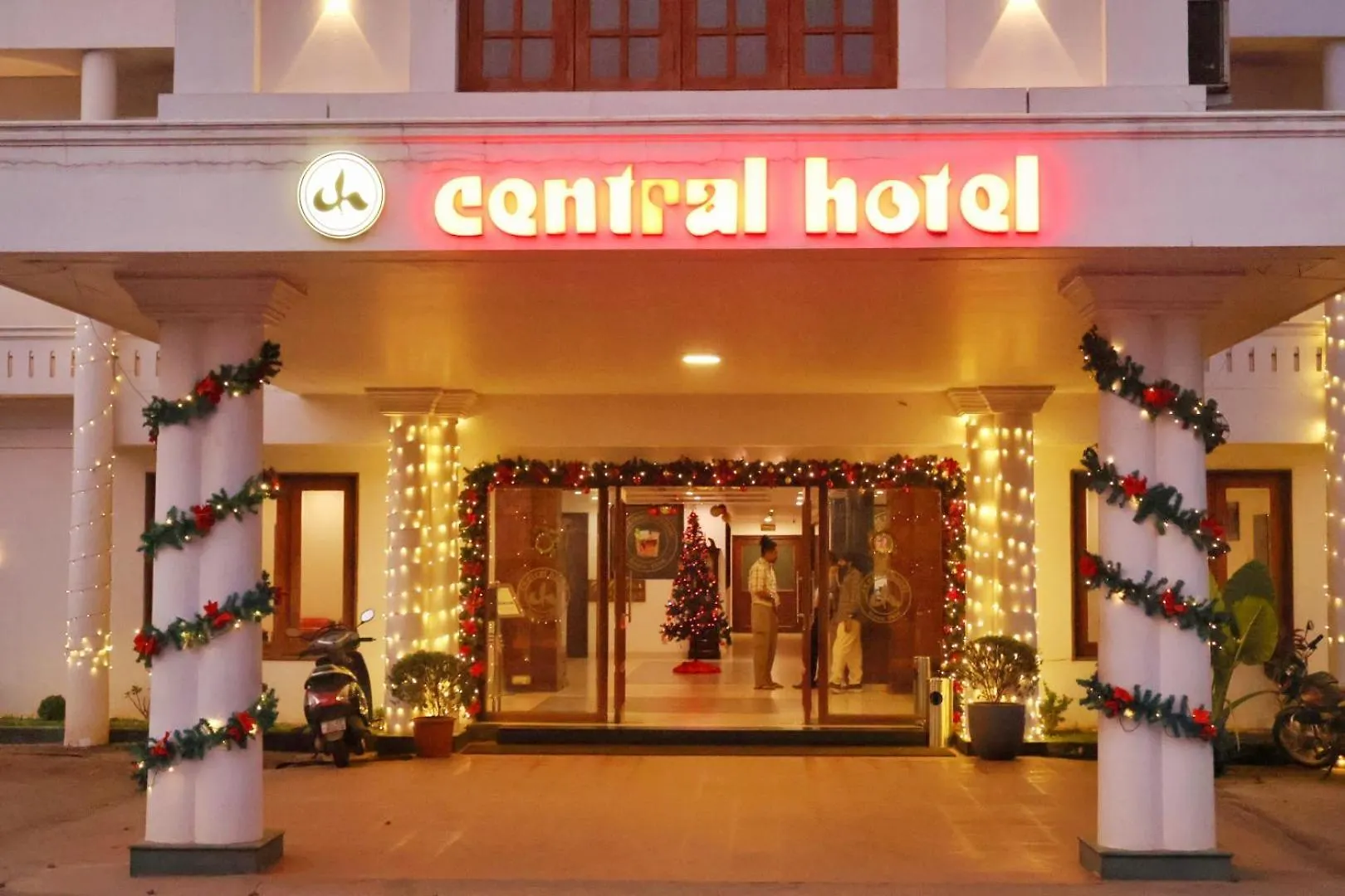 Hotel Central By D2V Thrissur