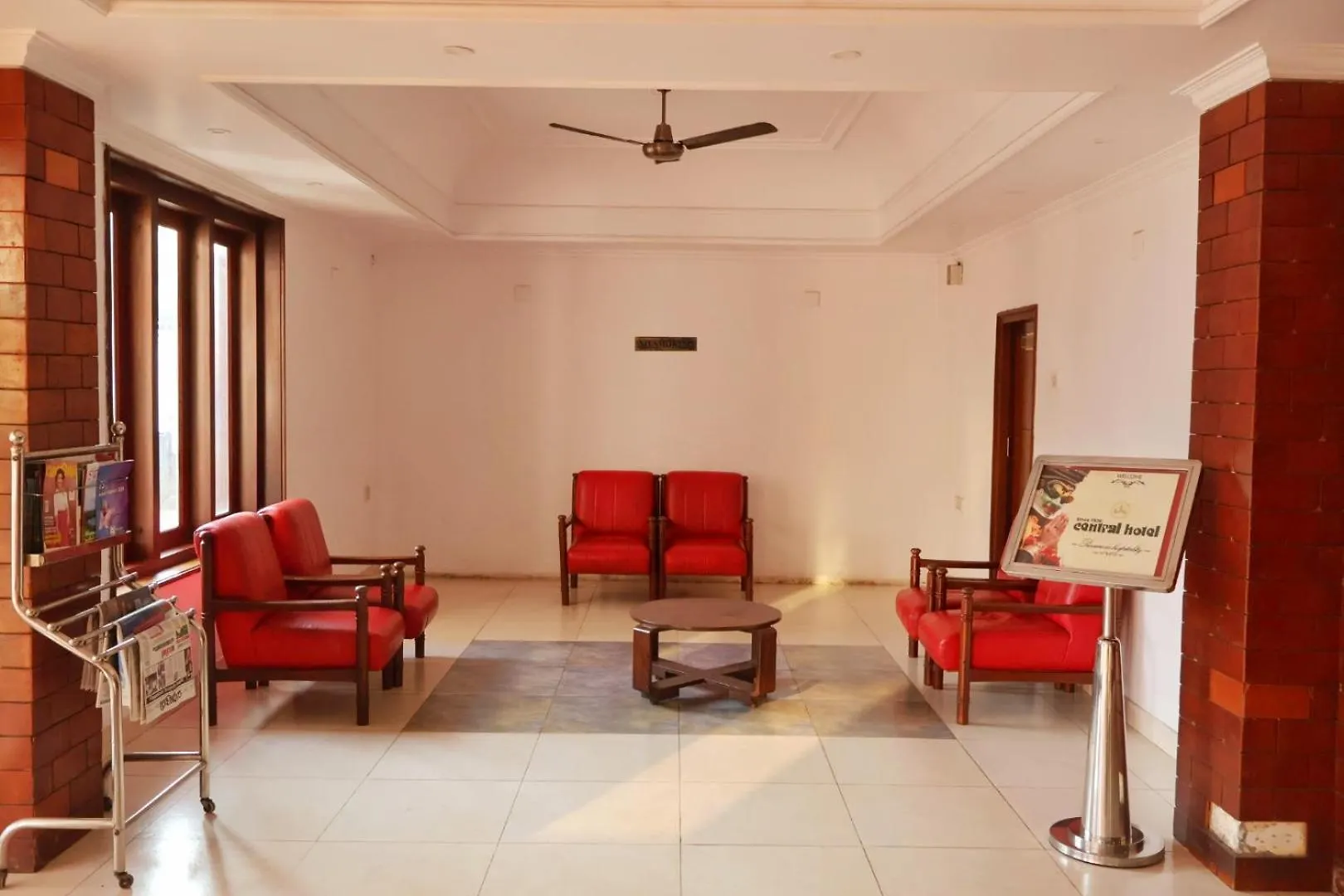 Central By D2V Thrissur Indien
