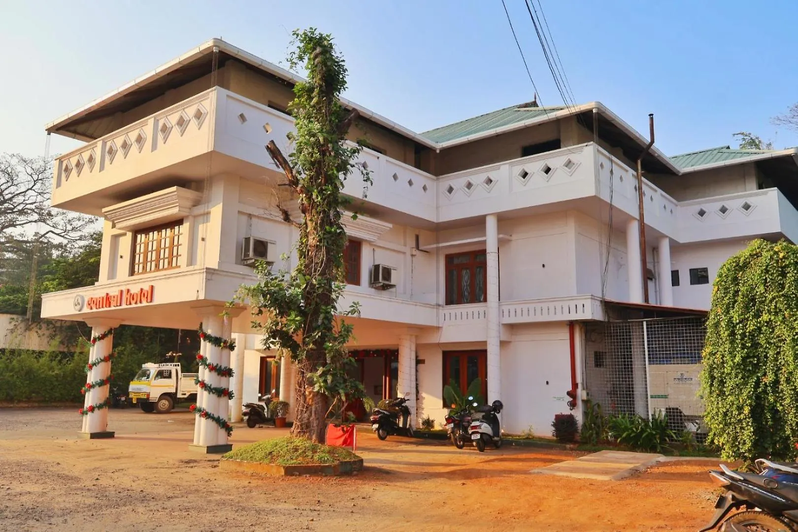 Central By D2V Thrissur Hotel